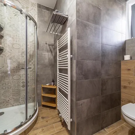 Aviatik Апартаменты Ческе-Будеёвице