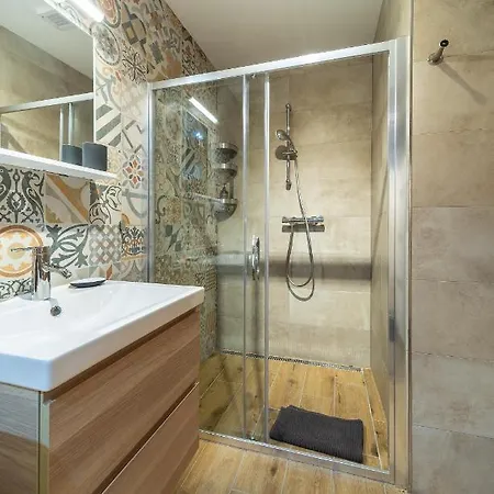 Aviatik Apartment Budweis